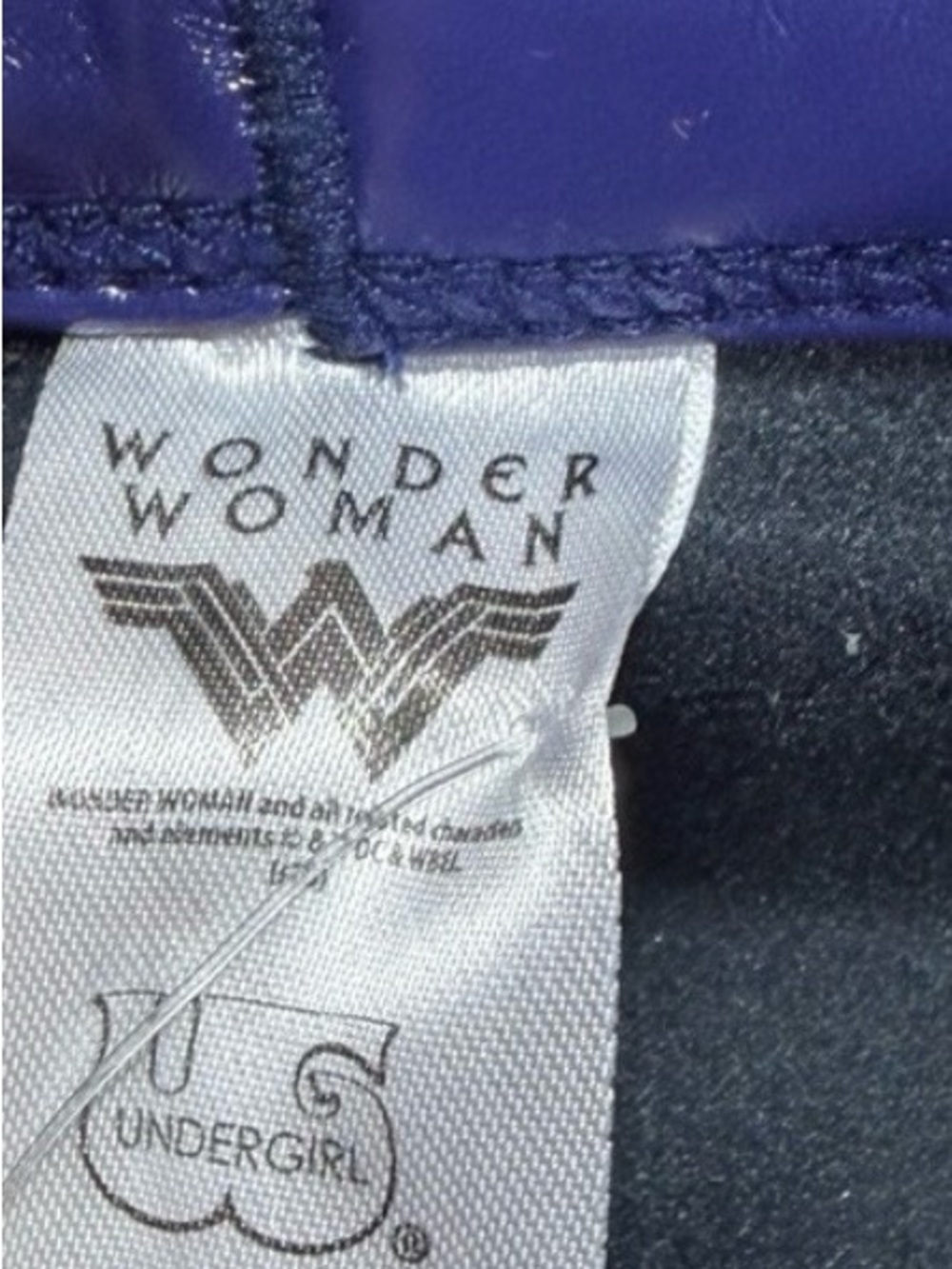 New Wonder Woman Costume. Large. Corset fits 34-36C. - Picture 9 of 9